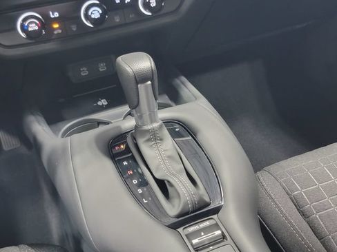 Certified 2026 Honda HR-V LX image 21