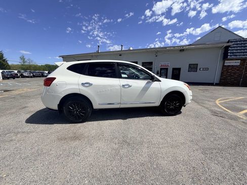 Used 2011 Nissan Rogue S AWD/4WD image 9
