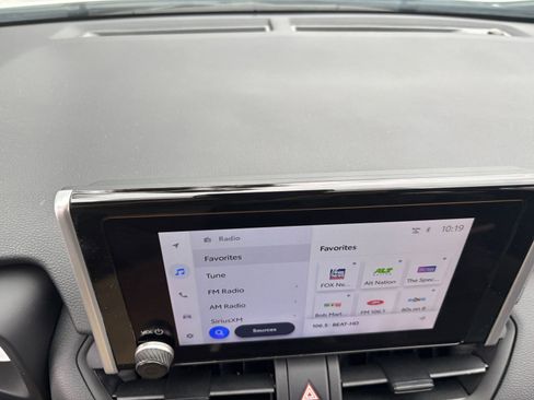 Used 2025 Toyota RAV4 XLE image 18