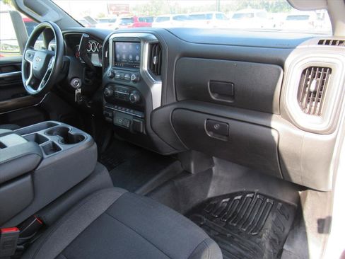 Used 2021 Chevrolet Silverado 3500 LT image 10