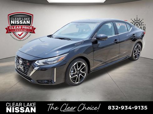Certified 2025 Nissan Sentra SR w/ SR Premium Package FWD image 3