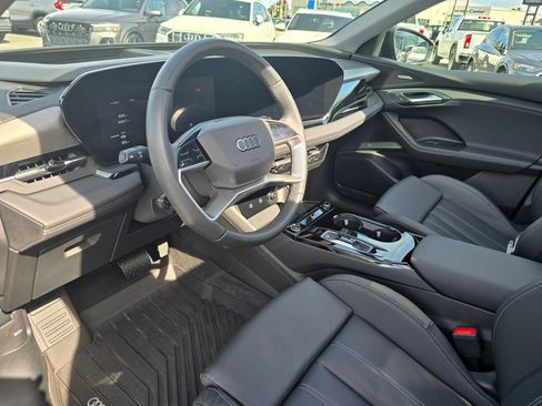 Used 2025 Audi Q6 e-tron Premium Plus w/ Premium Plus image 10