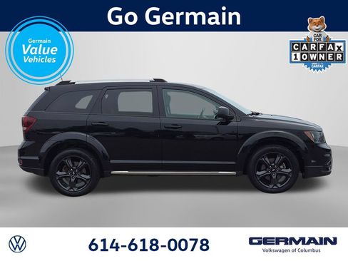 Used 2018 Dodge Journey Crossroad w/ Nav & Sun Group FWD image 6