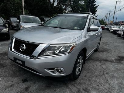 Used 2013 Nissan Pathfinder SL w/ SL Premium Pkg