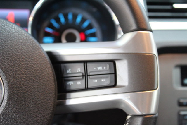 Used 2013 Ford Mustang Premium RWD image 15