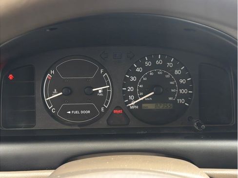 Used 1999 Toyota Corolla CE FWD image 15