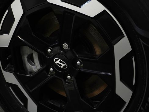 Used 2024 Hyundai Santa Fe SEL image 8