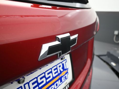 Used 2022 Chevrolet Equinox RS image 35