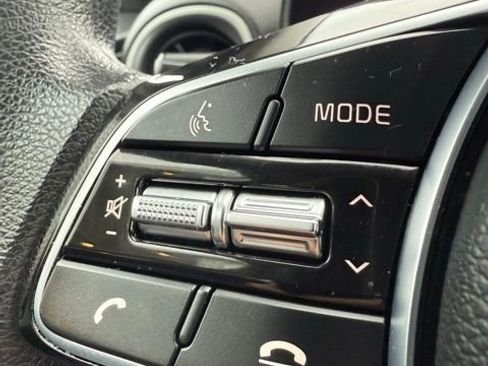 Used 2020 Kia Forte LXS image 19