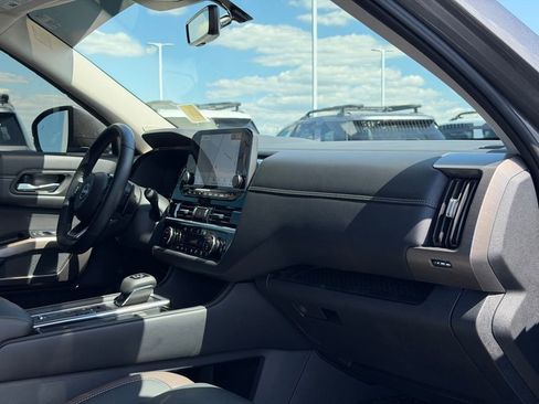 Used 2025 Nissan Pathfinder Platinum w/ Cargo Package FWD image 23