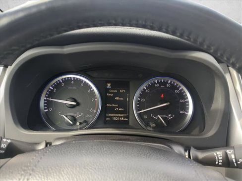 Used 2017 Toyota Highlander XLE w/ Carpet Mat Package image 8