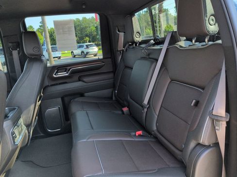 Used 2024 GMC Sierra 3500 Denali w/ Denali Reserve Package AWD/4WD image 13
