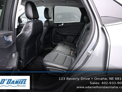 Used 2022 Ford Escape Titanium AWD/4WD image 35
