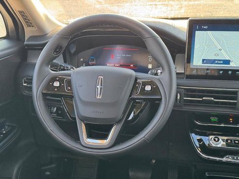 New 2026 Lincoln Corsair Premiere image 13