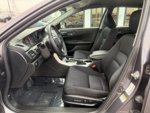 Used 2014 Honda Accord Sport image 11