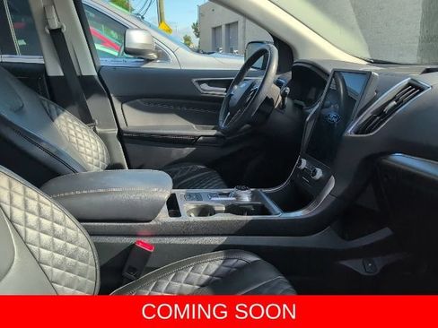 Used 2024 Ford Edge Titanium w/ Equipment Group 301A AWD/4WD image 10