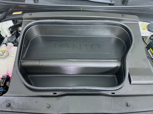 Used 2024 Hyundai Ioniq 6 SEL image 35