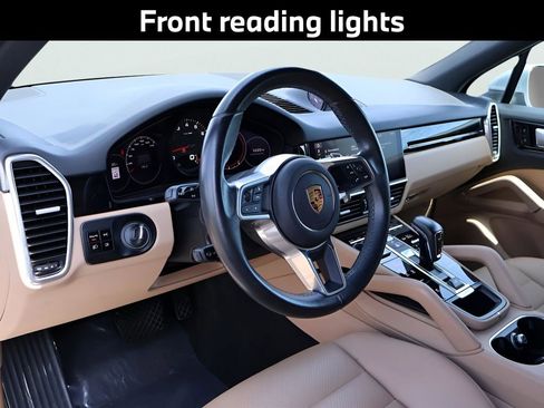 Used 2021 Porsche Cayenne image 19