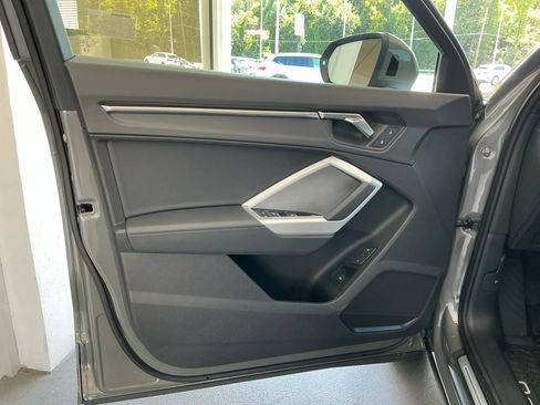 New 2025 Audi Q3 2.0T Premium image 30