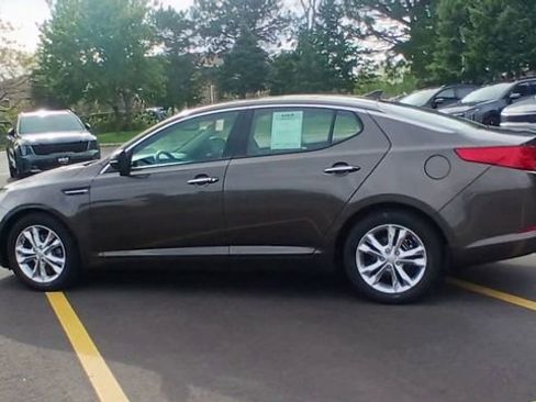 Used 2013 Kia Optima EX w/ Premium Pkg FWD image 8