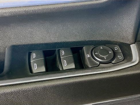 Used 2024 Chevrolet Silverado 2500 LT image 18