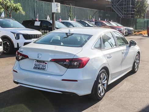 Used 2023 Honda Civic LX image 5