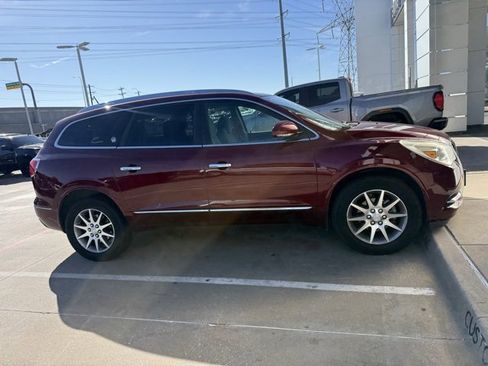 Used 2016 Buick Enclave Convenience image 3