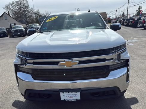 Used 2019 Chevrolet Silverado 1500 LT w/ All-Star Edition AWD/4WD image 2