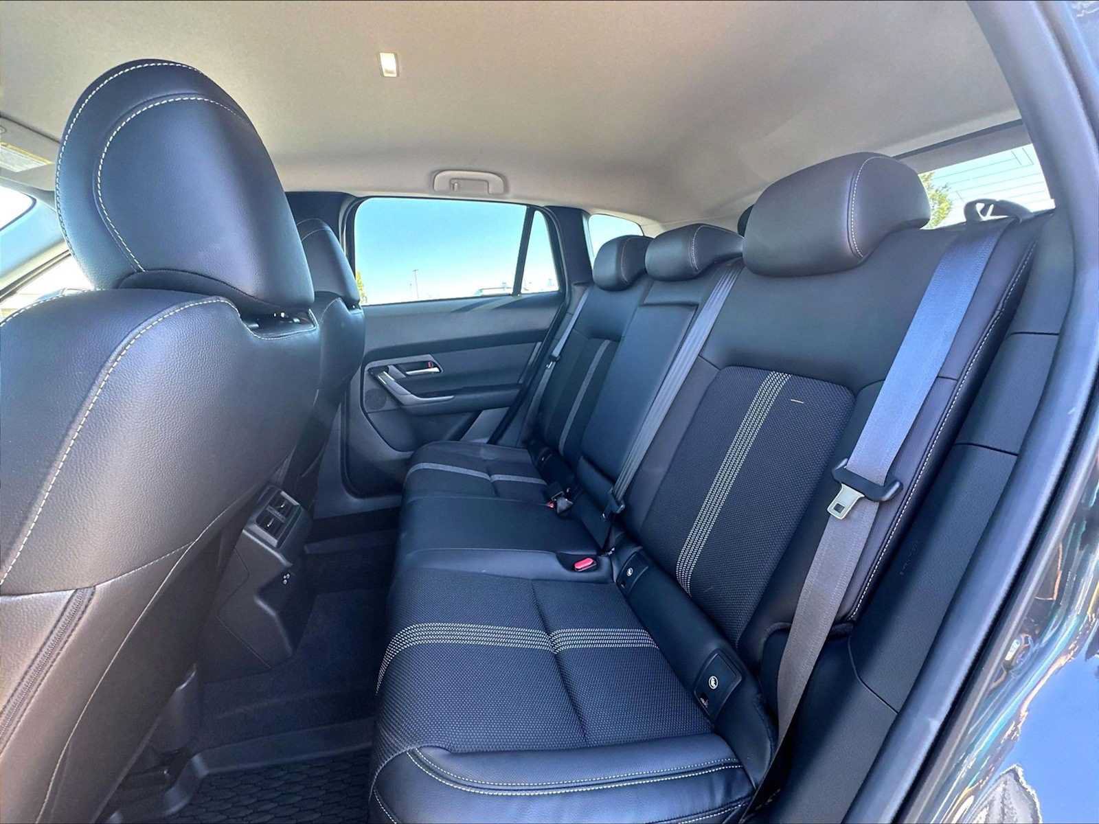 Used 2025 MAZDA CX-50 AWD 2.5 S w/ Accent Package image 27
