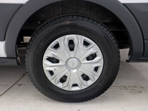 Used 2017 Ford Transit 150 XL RWD image 30