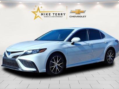 Used 2023 Toyota Camry SE