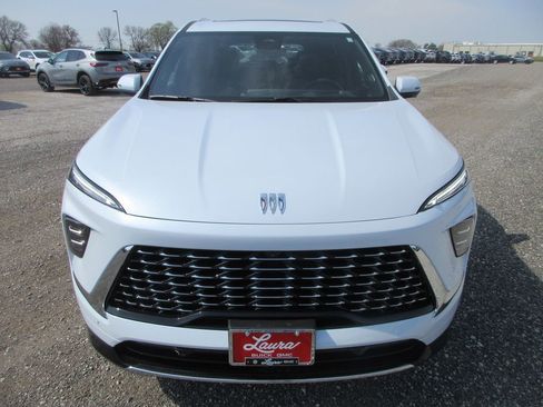 New 2026 Buick Enclave Avenir w/ Super Cruise Package AWD/4WD image 11