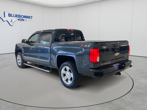 Used 2018 Chevrolet Silverado 1500 LTZ Z71 w/ LTZ Plus Package AWD/4WD image 7