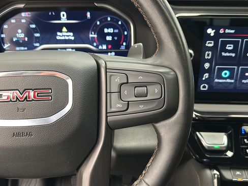 Used 2024 GMC Sierra 1500 AT4 w/ Technology Package AWD/4WD image 23