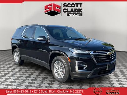 Used 2023 Chevrolet Traverse LT