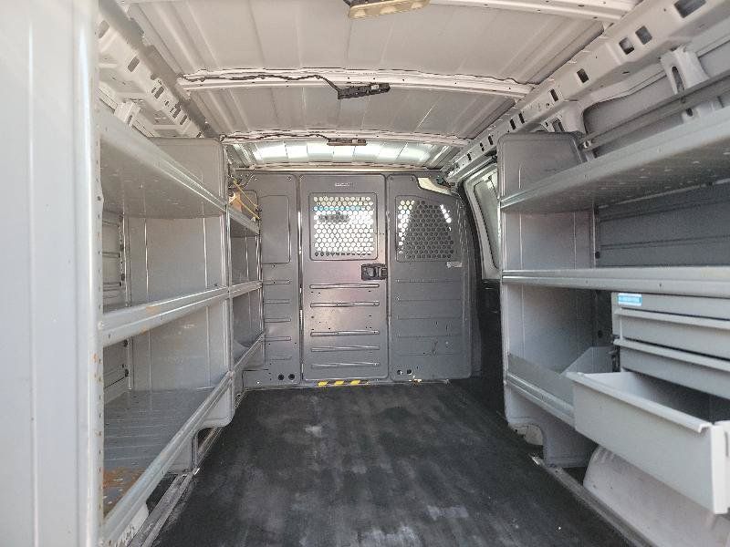 Used 2021 Chevrolet Express 2500 w/ Communications Package RWD image 8