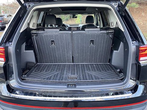 Used 2022 Volkswagen Atlas SEL image 24