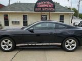 Used 2017 Ford Mustang Coupe image 3
