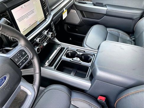 New 2026 Ford F250 Lariat w/ Lariat Ultimate Package image 9