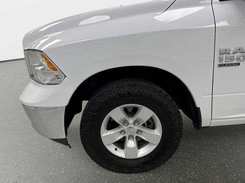 Used 2022 RAM 1500 Classic SLT w/ Electronics Group AWD/4WD image 17