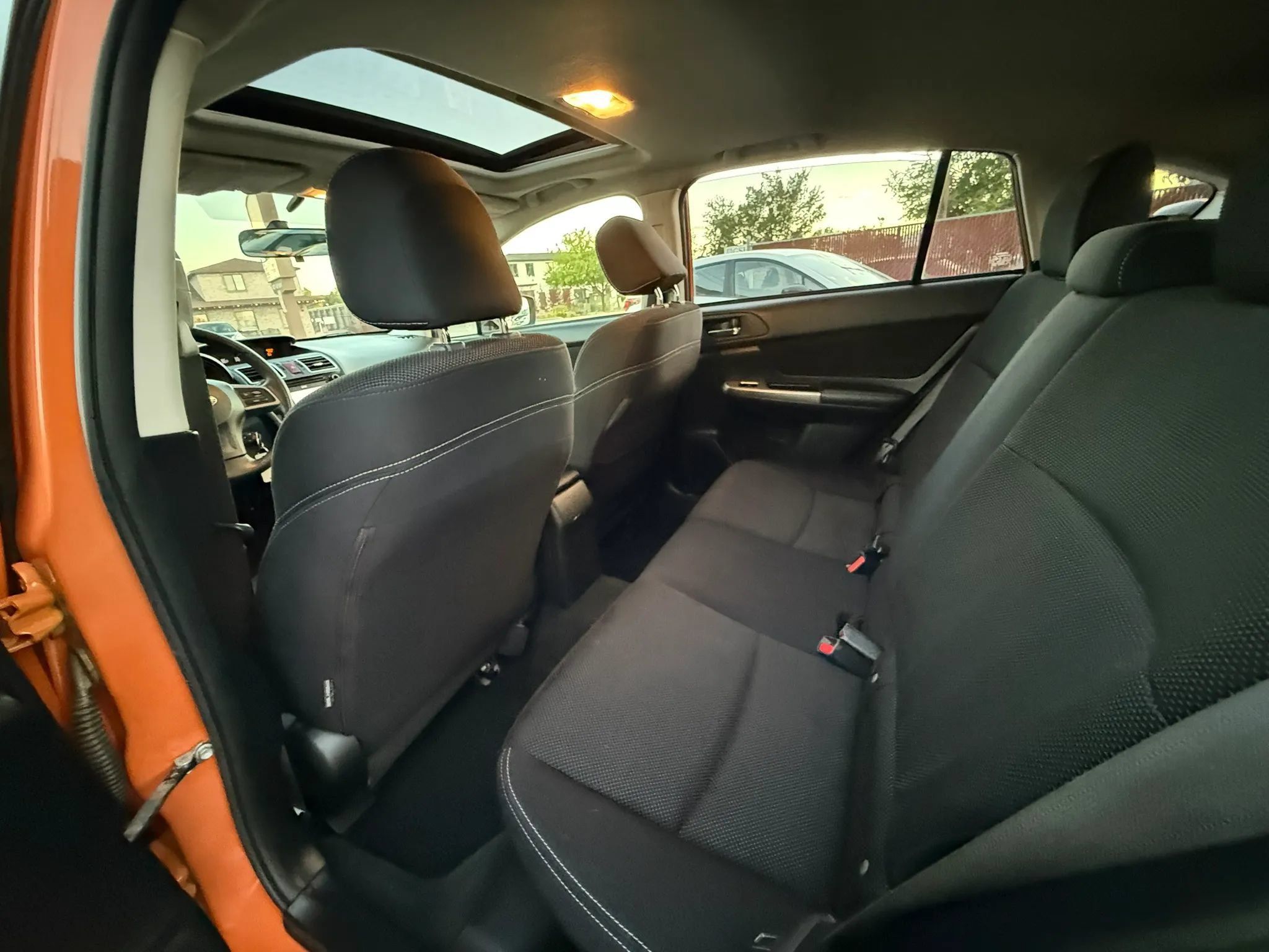 Used 2015 Subaru Crosstrek 2.0i Premium w/ Moonroof Package AWD/4WD image 14