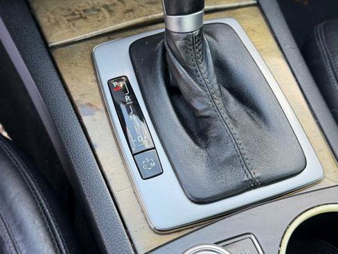 Used 2010 Mercedes-Benz C 63 AMG Sedan image 23