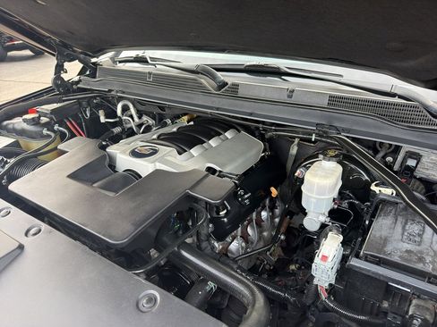 Used 2019 Cadillac Escalade ESV Platinum image 7