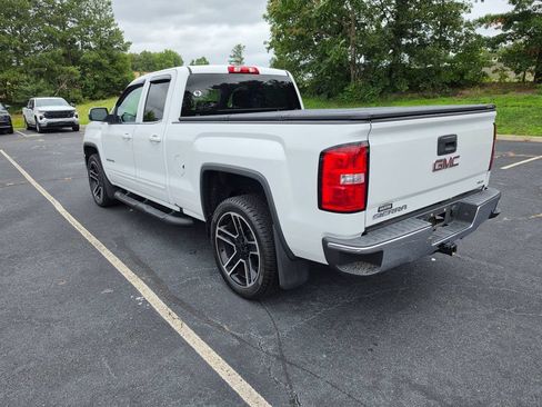Used 2018 GMC Sierra 1500 SLE w/ Black Pack AWD/4WD image 8
