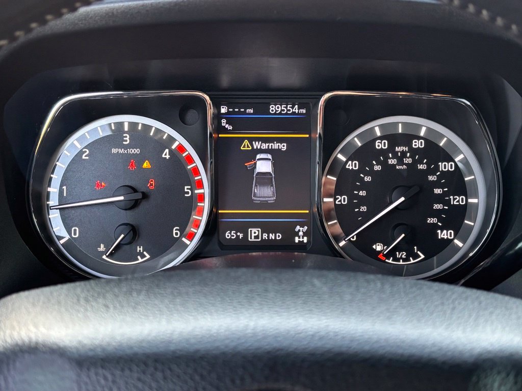 Used 2019 Nissan Titan PRO-4X AWD/4WD image 32