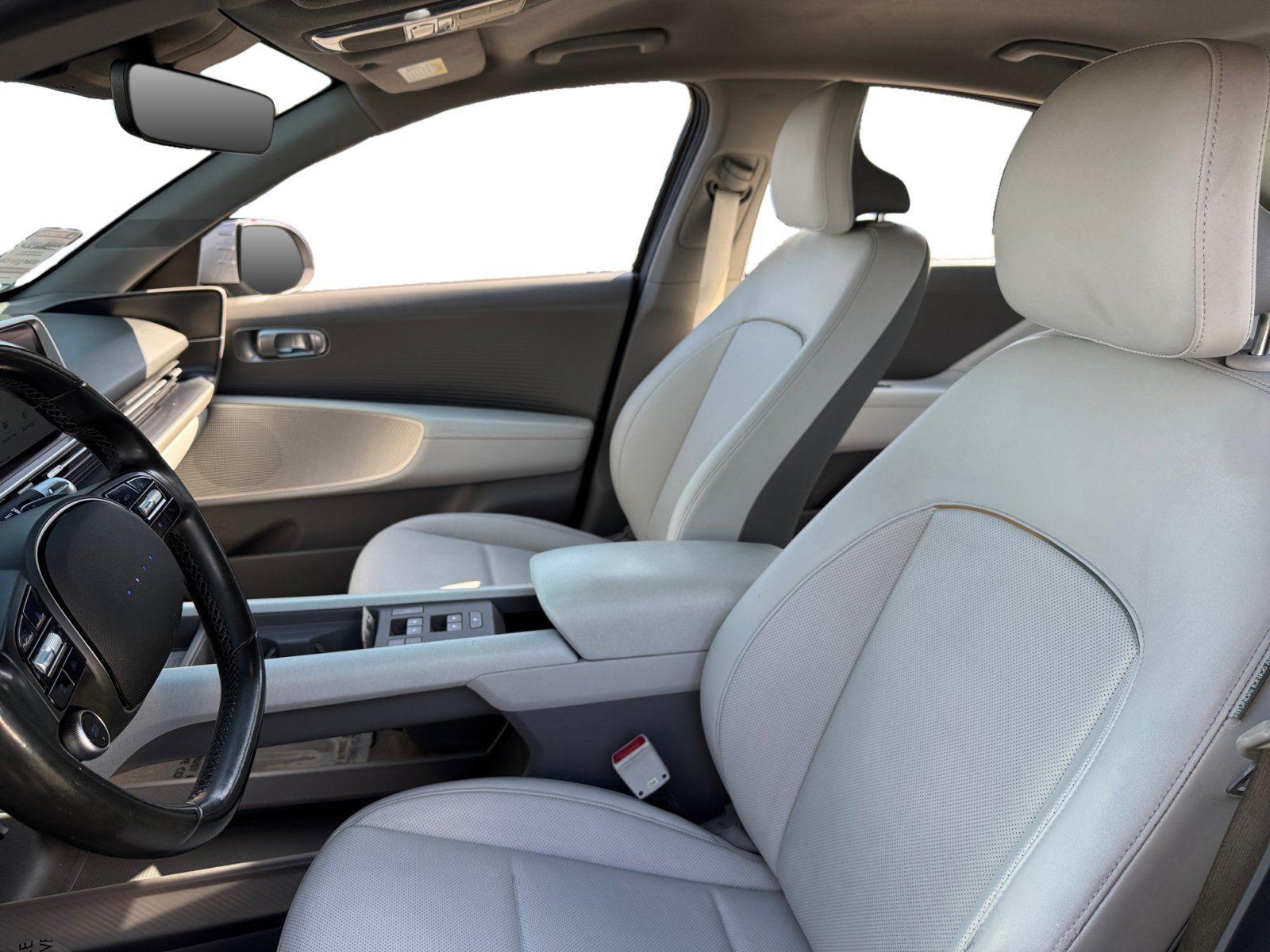 Used 2023 Hyundai Ioniq 6 SEL RWD image 9