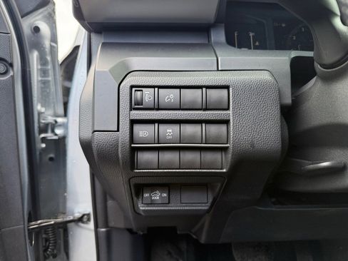 Used 2024 Toyota Tacoma SR image 22