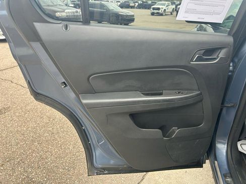 Used 2011 Chevrolet Equinox LT w/ Driver Convenience Package FWD image 13