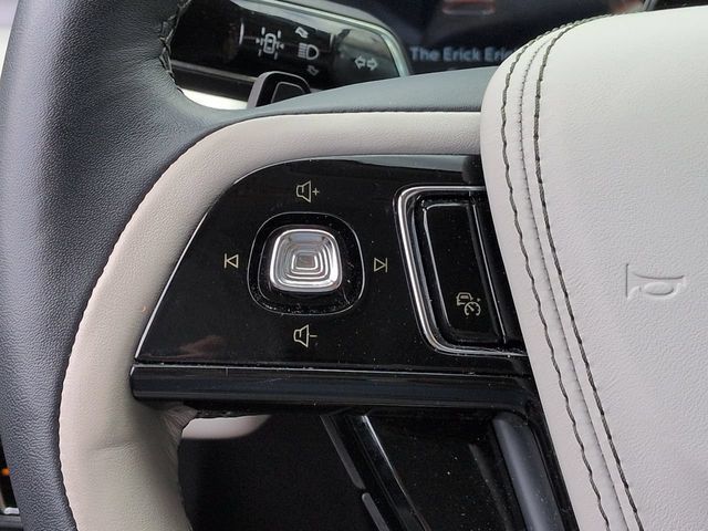 Used 2025 Lincoln Aviator Reserve w/ Equipment Group 201A AWD/4WD image 33