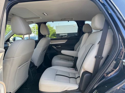 Used 2024 MAZDA CX-90 Plug-In Hybrid w/ Preferred AWD/4WD image 13